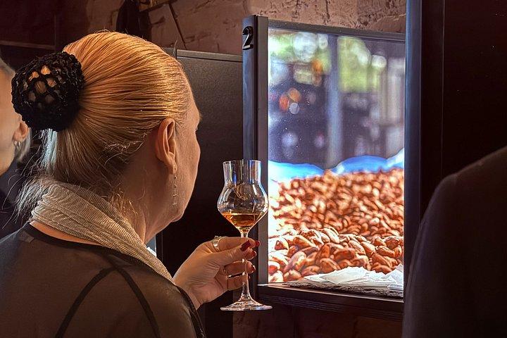 チョコレート工場でラム酒とチョコレートの試飲