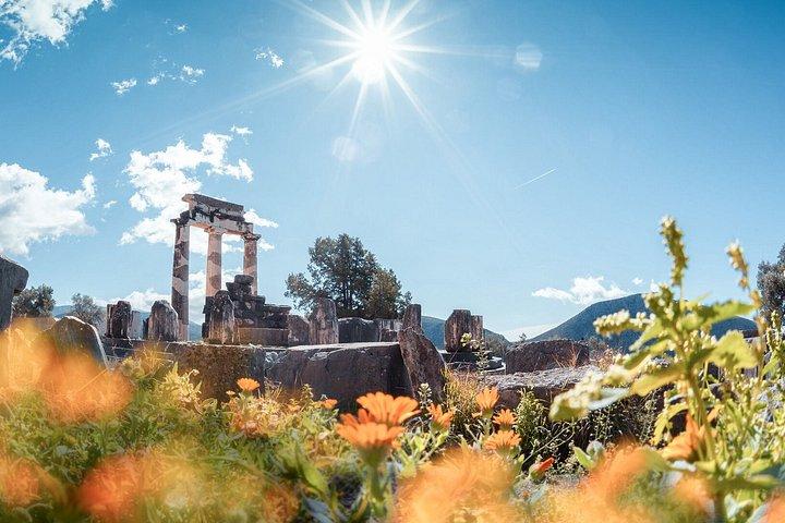 3days: Athens Corinth, Delphi, monasteries, cave, 300 battlefield