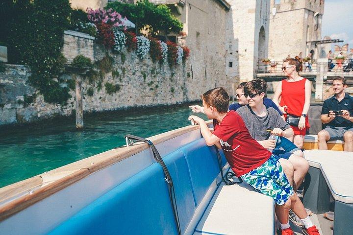 ヴェローナからガルダ・ラツィオ湖とシルミオーネへの日帰り旅行