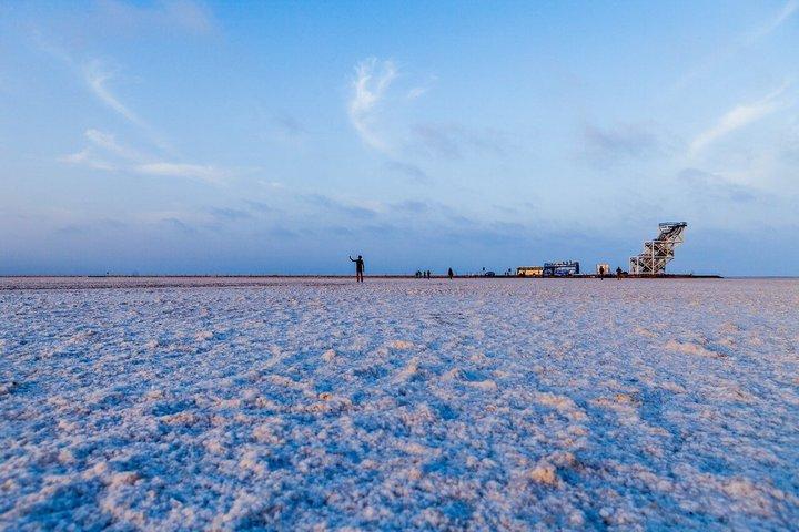 Erkunden Sie Greater Rann of Kutch mit Ortskundiger Reiseleiter