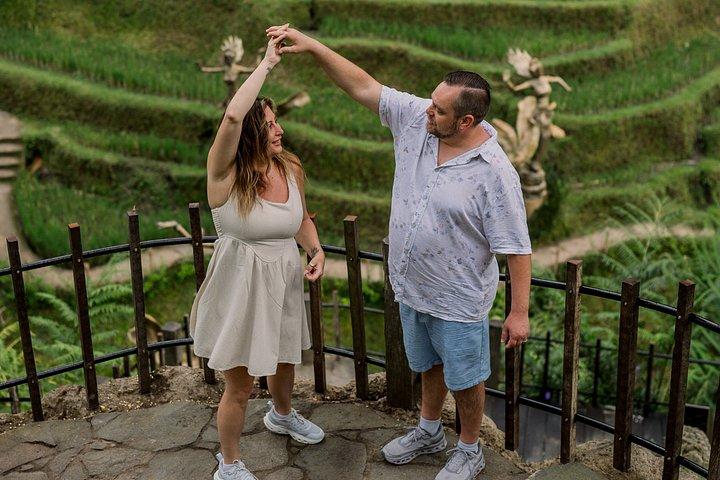 ウブドプライベートツアー：モンキーフォレスト、滝、寺院、棚田
