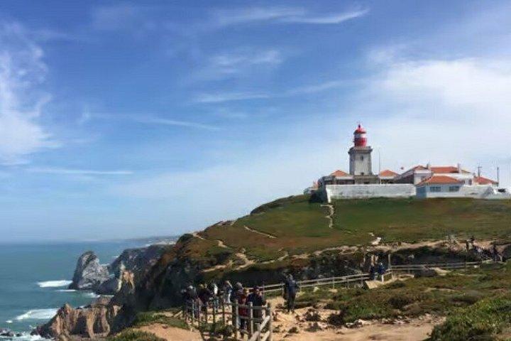 ケルス宮殿、ビエステル宮殿（シントラ）、ロカ岬を巡るプライベートツアー