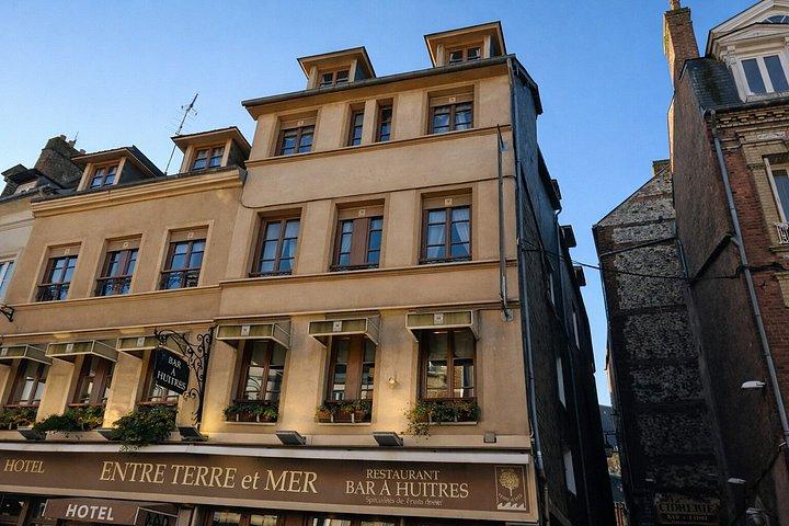 ノルマンディー海岸のパリパールからエトルタとオンフルール日帰り旅行