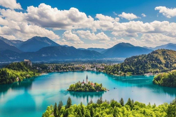 Zagreb : Bled & Ljubljana Day Tour com café e chocolate