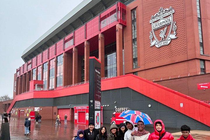 Liverpool Shore Excursion : Anfield Stadium, LFC Muurschildering, Stadstour