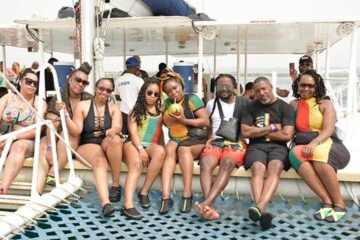 Negril Sunset Adults Only Party Booze Cruise med DJ