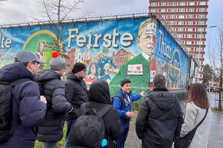Visita guiada privada à Belfast da época do conflito.