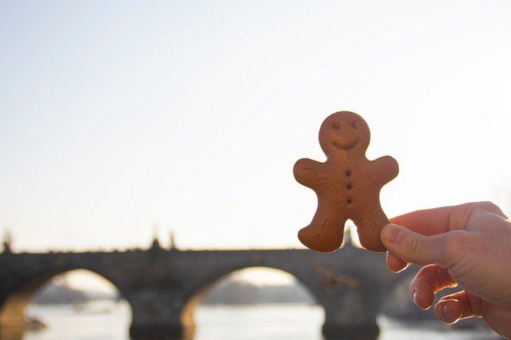 シークレットフードツアーによるプライベートプラハフードツアー（10品以上試食付き）