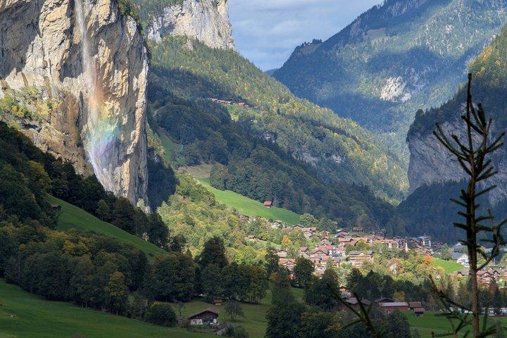 Highlights des Lauterbrunnentals: Mürren, Wasserfälle, Schweizer Picknick