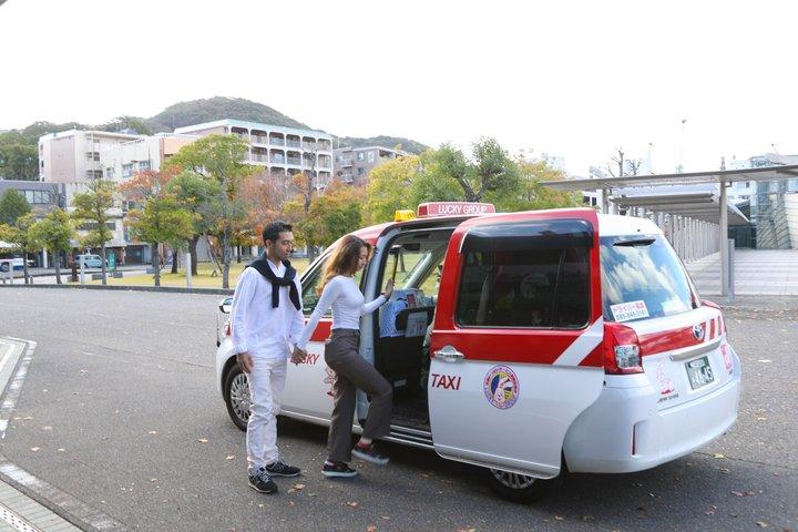 Private 4-stündige flexible Taxitour mit Ortskundiger Reiseleiter
