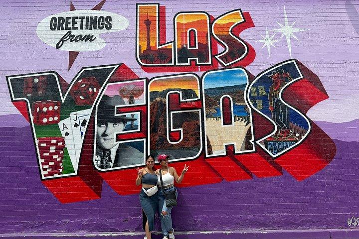 Arts District Discovery Walking Tour: Hidden Gems & Highlights