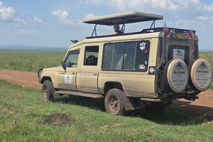 Discover Nairobi's Wonders with 4WD Multi Day