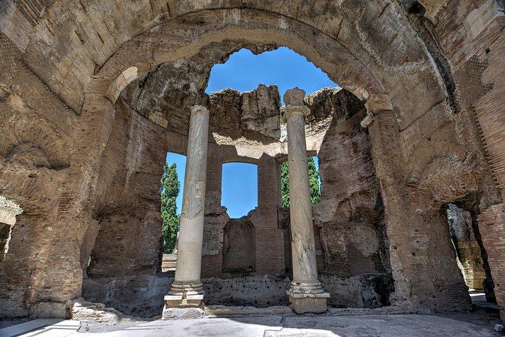 ローマからの鉄道日帰り旅行：ティヴォリ世界遺産庭園と別荘
