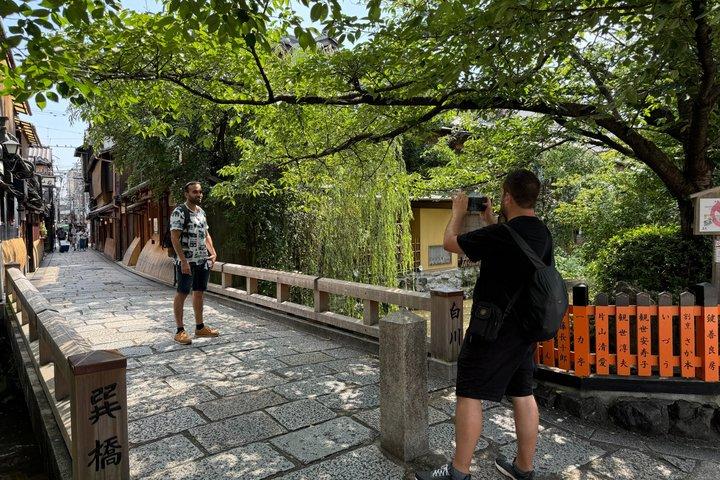 Kyoto: Gion Geisha District och Yasaka Shrine Walking Tour