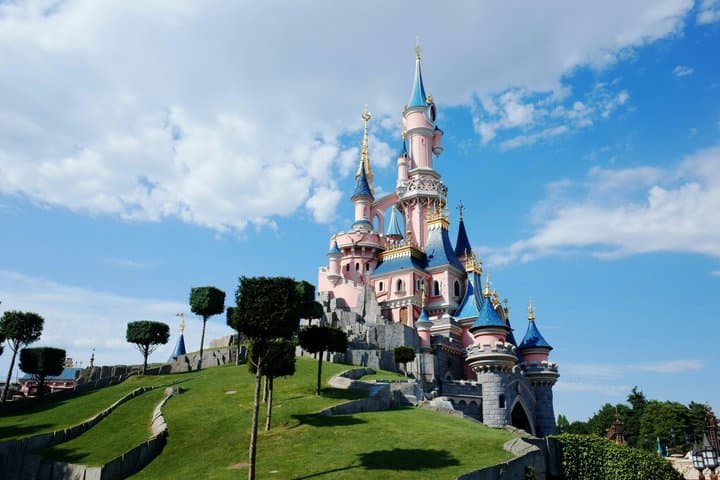 Private One Way Transfer from Disneyland to Central Paris