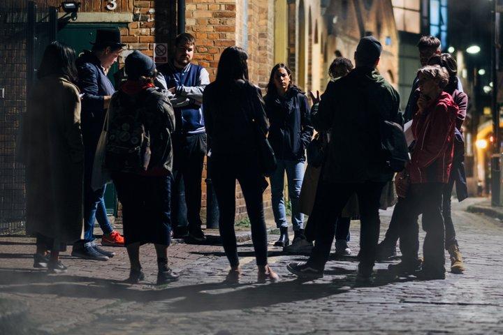 I sentieri infestati di Bath a Ghost Walk Through History