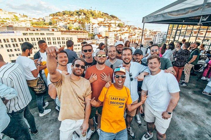 Lisboa Rooftop Bar Crawl Experiencia en grupo privado