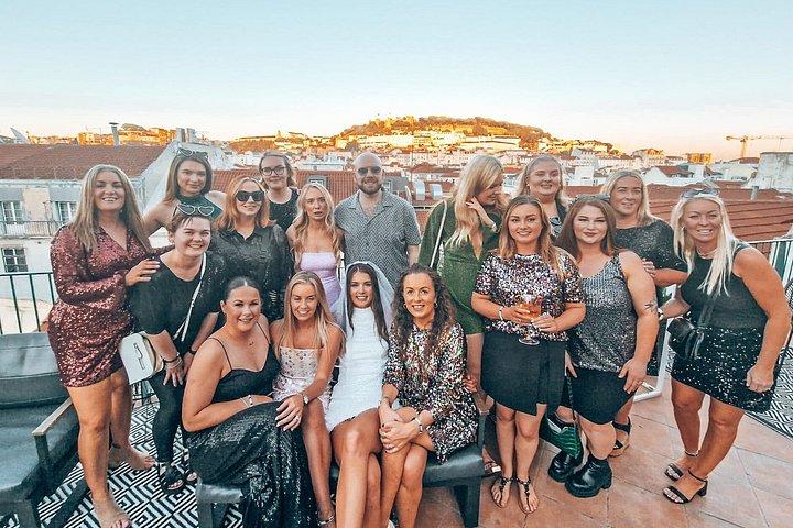 Lisboa Rooftop Bar Crawl Experiencia en grupo privado