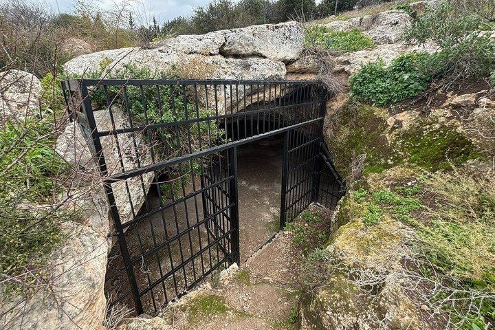 From Amman: Jerash, Umm Qais & Jesus’ Cave Tour