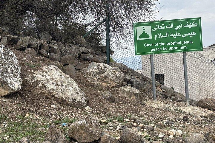 From Amman: Jerash, Umm Qais & Jesus’ Cave Tour