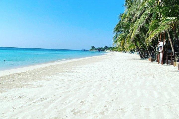 Erbjudanden från Roatan West Bay & West End Beach Transportation & Semesterorter