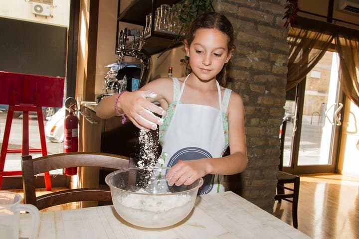 Rome Trastevere Pasta Making Class with Eating Europe