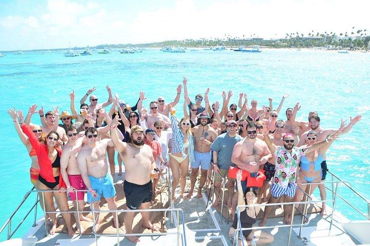 Private Catamaran Booze Cruise & Snorkeling
