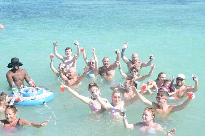 Private Catamaran Booze Cruise & Snorkeling