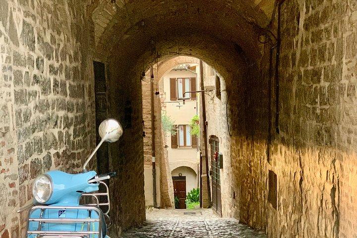Castiglion del lago, Spello & Assisi tour