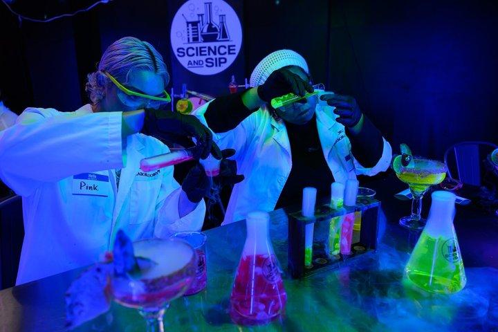 ATLのバイラル酔いどれラボ体験 with Live DJ