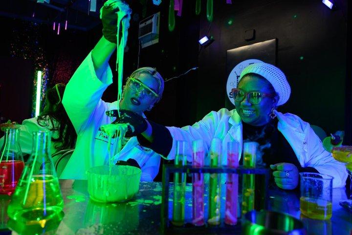 ATLのバイラル酔いどれラボ体験 with Live DJ