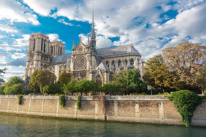 Private oder halbprivate Notre Dame Reborn Inside Tour