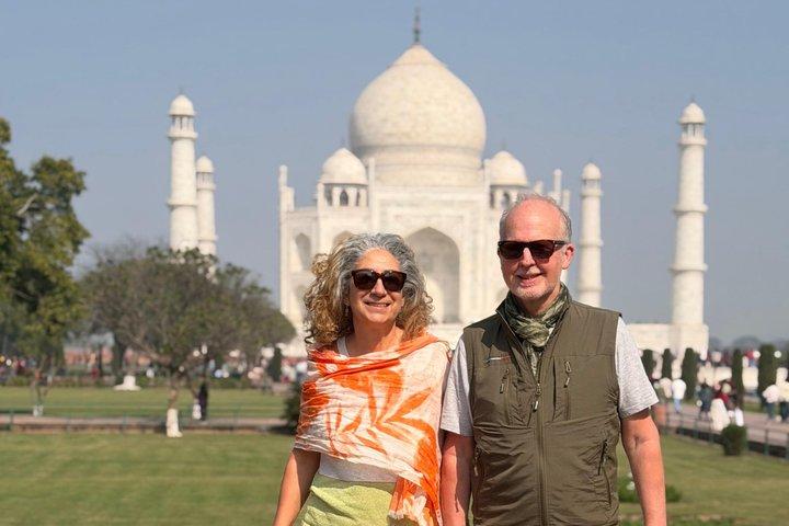 Agra : Tour privado sin colas por Taj Mahal con entrada al mausoleo