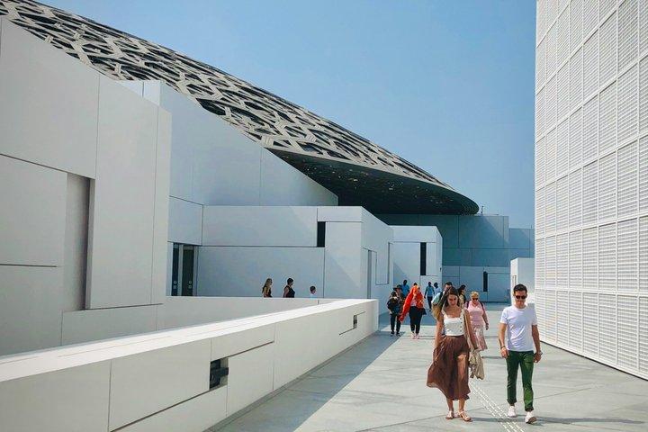 Private Abu Dhabi Stadtrundfahrt mit Louvre Abu Dhabi Combo