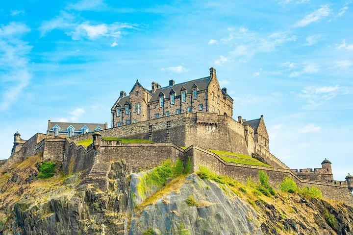 Self-Guided Edinburgh’s Old Town Walking Audio Tour