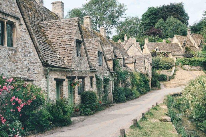Cotswolds Private Tour fra London med japansktalende chauffør