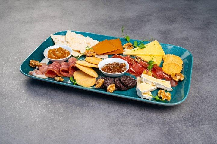 Degustación de comida local y excursión en Bergen medieval