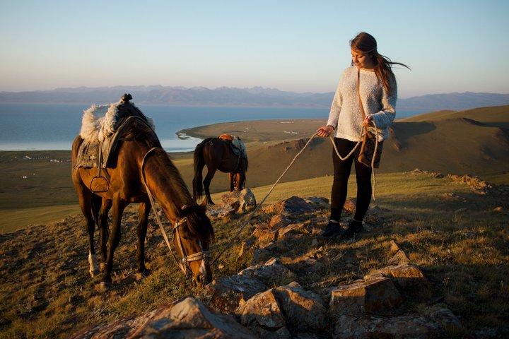 Aventure toute l'année : randonnée à cheval de 3 jours jusqu'au lac Song Kul