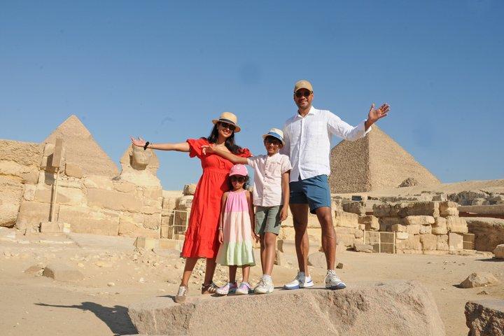 Visite privée du Grand Musée égyptien, des pyramides de Gizeh et du Sphinx