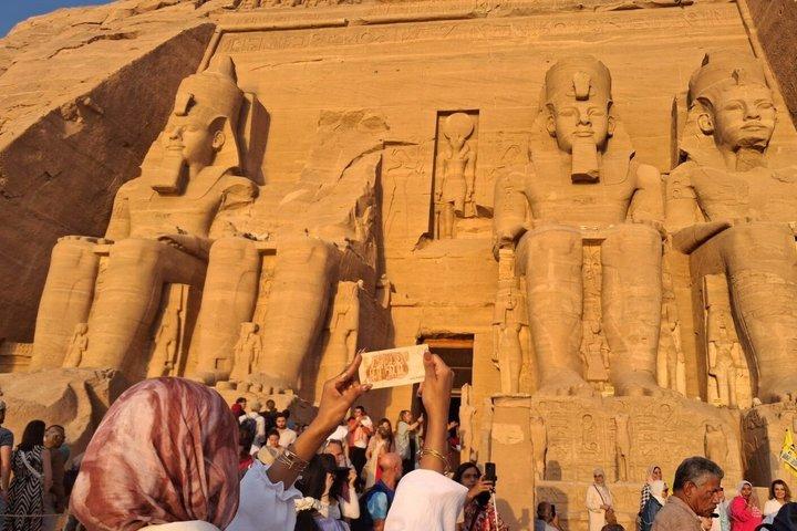 Tour privado en barco por Abu Simbel y la isla Elefantina con Guide &Tix