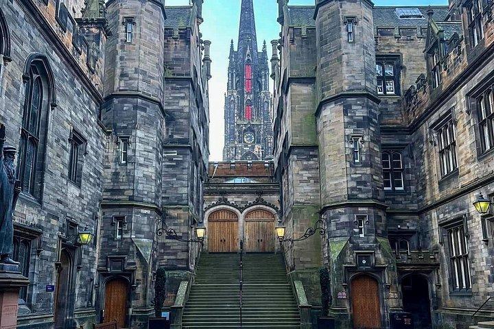Edinburgh City 4-Hour Private Guided Tour in a Minivan