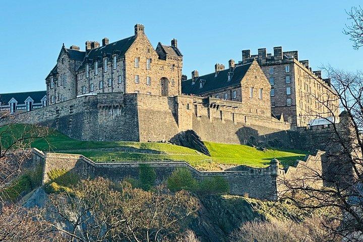 Edinburgh City 4-Hour Private Guided Tour in a Minivan