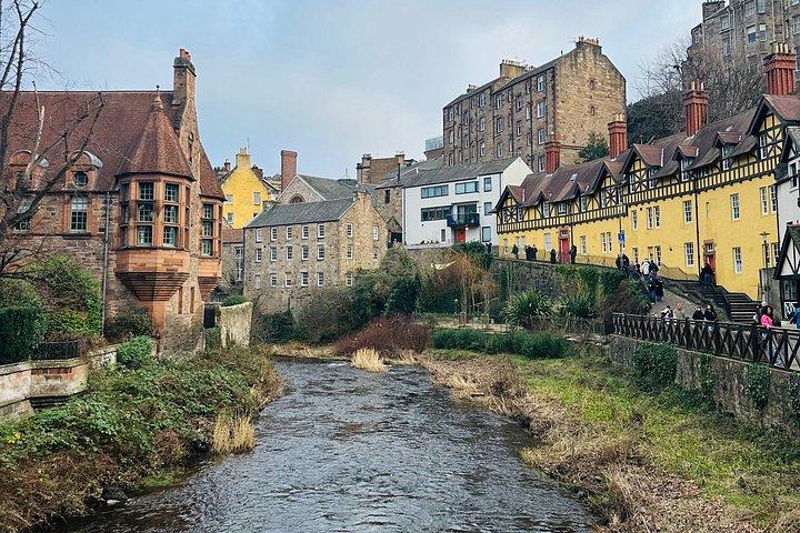 Edinburgh City 4-Hour Private Guided Tour in a Minivan
