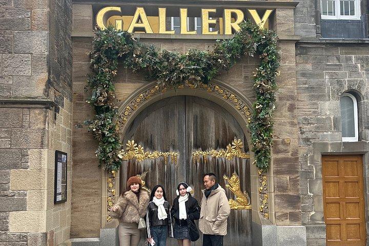 Edinburgh City 4-Hour Private Guided Tour in a Minivan