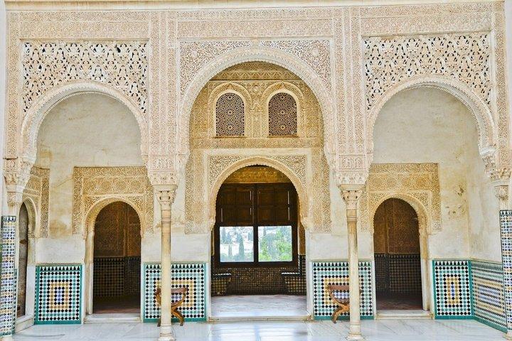 L'Alhambra dans vos oreilles : une expérience sonore. narration