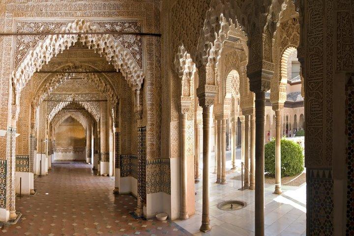 L'Alhambra dans vos oreilles : une expérience sonore. narration