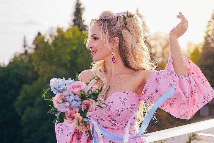 バルセロナ：壮大なロケーションでのグラマーなワウドレス撮影