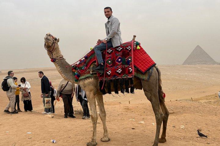 Giza Pyramider og Sphinx Halvdagstur
