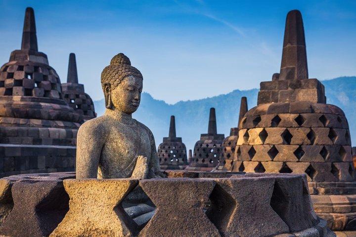 Gegarandeerde Borobudur Klim omhoog toegang & Prambanan Kleine Groep Tour