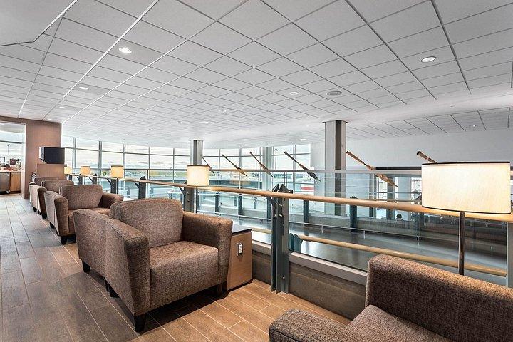 バンクーバー国際空港YVR VIPラウンジへのアクセス